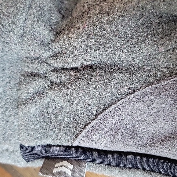 Isotoner Gray Fleece Gloves - Picture 3 of 5